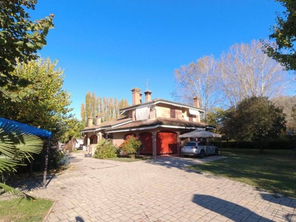 casa indipendente in vendita a Castello d'Argile