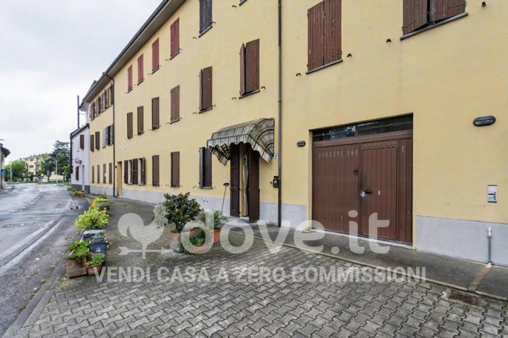 casa indipendente in vendita a Castello d'Argile