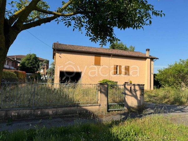 casa indipendente in vendita a Castello d'Argile