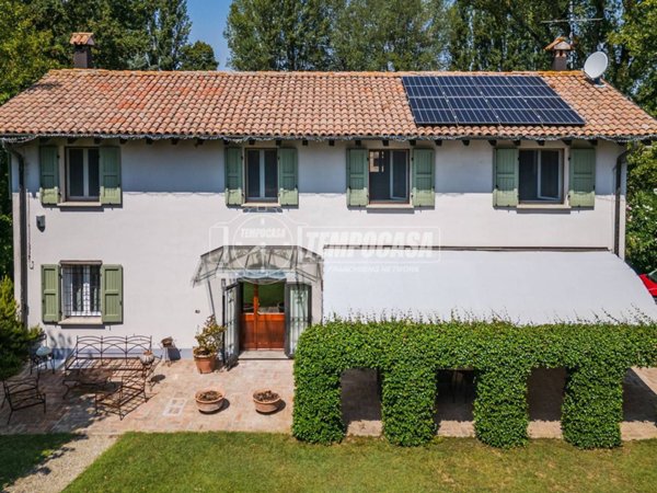 casa indipendente in vendita a Castello d'Argile