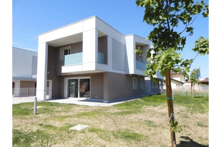 casa indipendente in vendita a Castel Maggiore