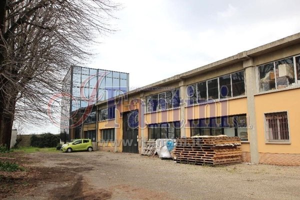 capannone in vendita a Castel Maggiore