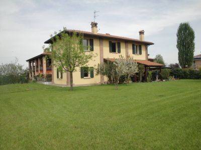 casa indipendente in vendita a Castel Maggiore