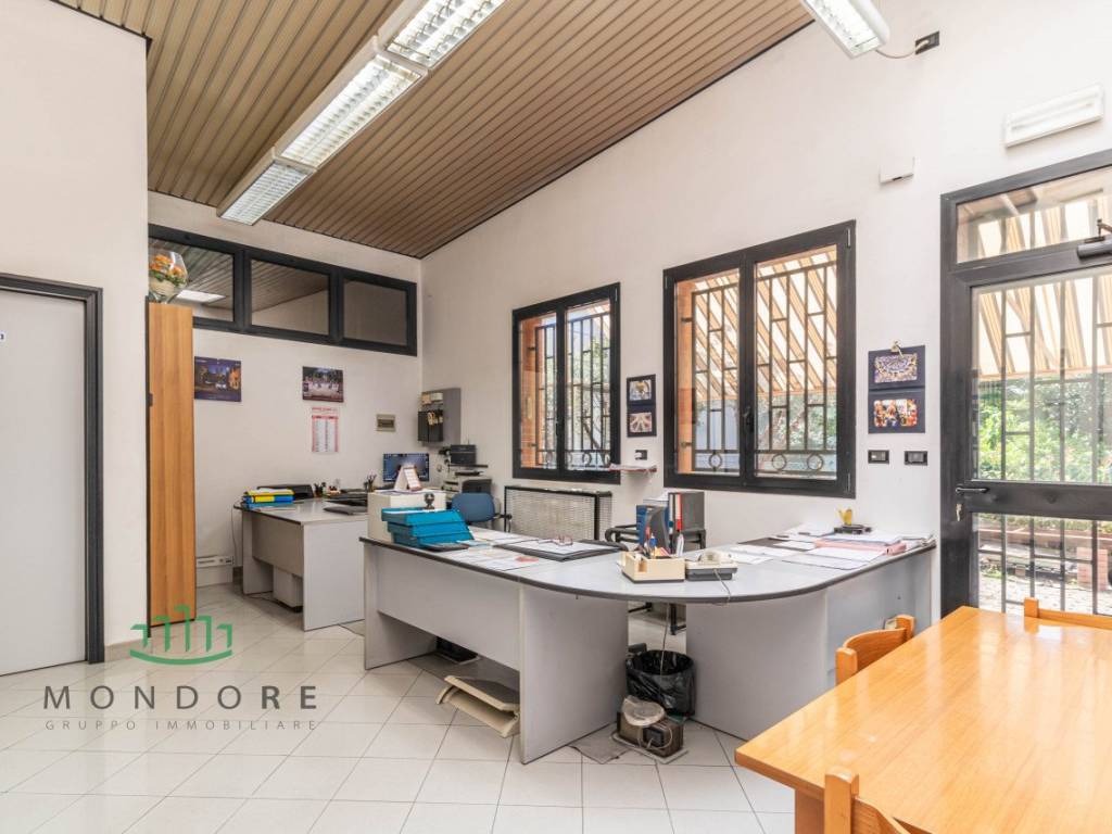 locale commerciale in vendita a Castel Maggiore