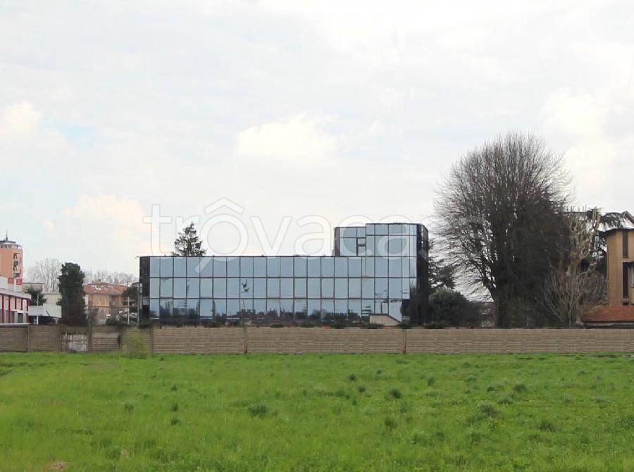 locale commerciale in vendita a Castel Maggiore