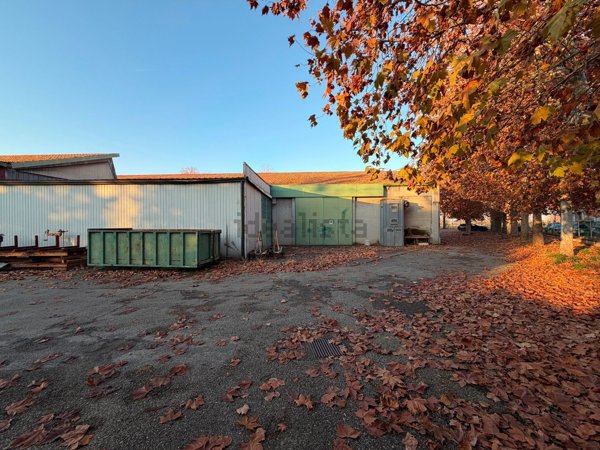 capannone in vendita a Castel Maggiore