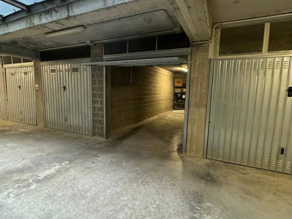 locale di sgombero in vendita a Castel Maggiore