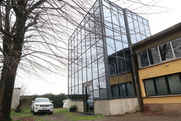 locale di sgombero in vendita a Castel Maggiore