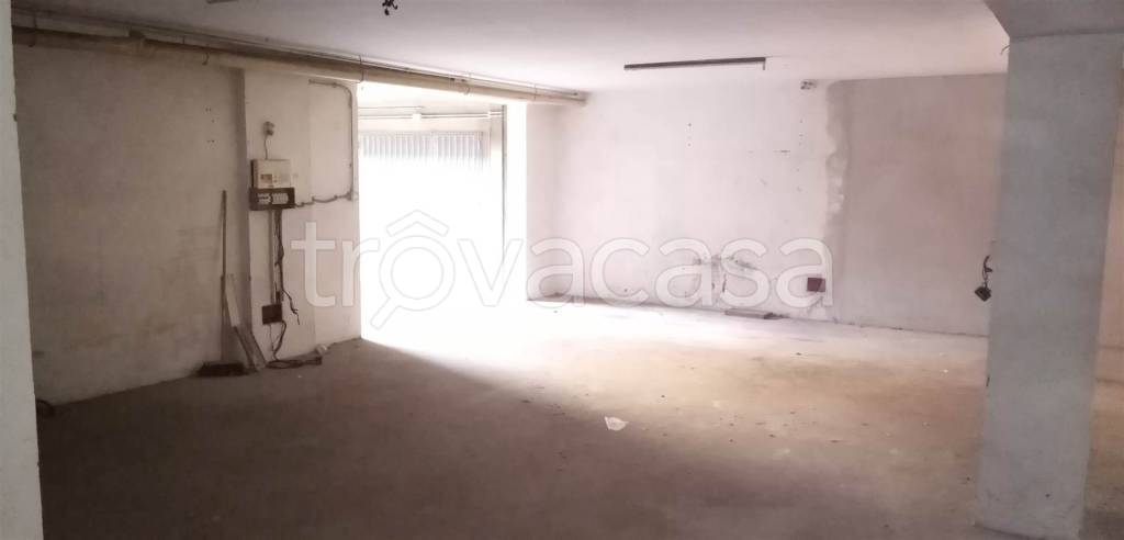 locale di sgombero in vendita a Castel Maggiore