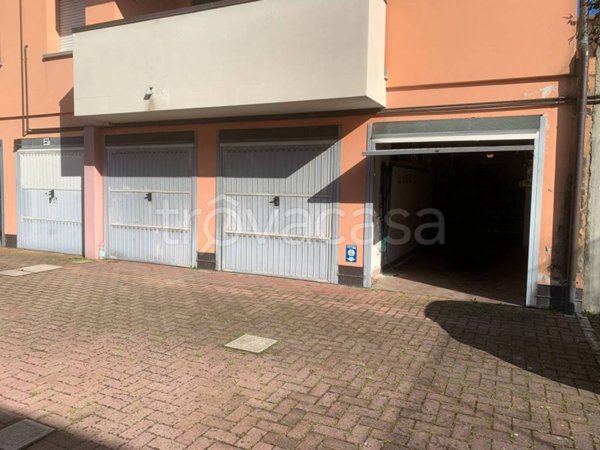 locale di sgombero in vendita a Castel Maggiore