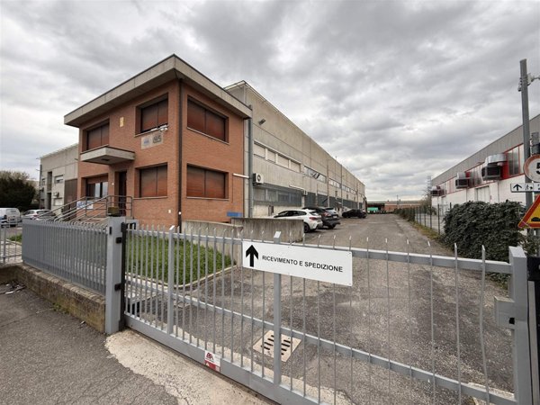 capannone in vendita a Castel Maggiore