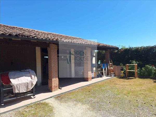 locale di sgombero in vendita a Castel Maggiore