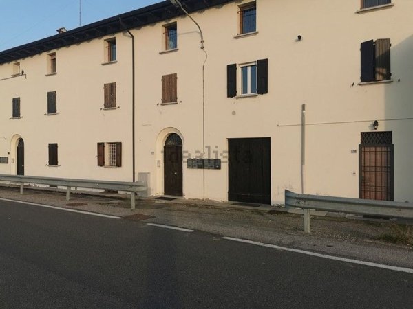 appartamento in vendita a Castel San Pietro Terme in zona Osteria Grande