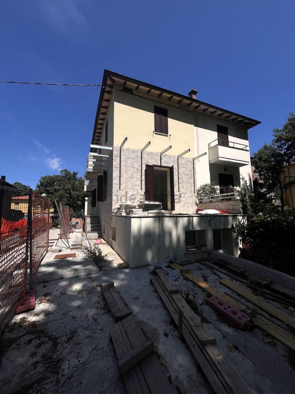 casa indipendente in vendita a Castel San Pietro Terme