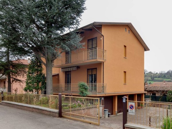 appartamento in vendita a Castel San Pietro Terme in zona Varignana