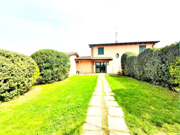 casa indipendente in vendita a Castel San Pietro Terme in zona Osteria Grande