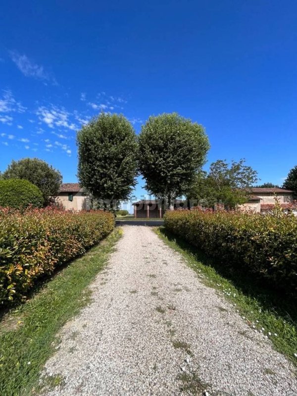 casale in vendita a Castel San Pietro Terme in zona Gaiana