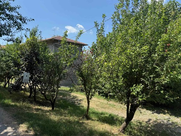 casa indipendente in vendita a Castel San Pietro Terme in zona Montecalderaro