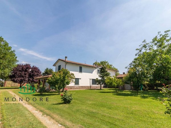 casa indipendente in vendita a Castel San Pietro Terme in zona Osteria Grande