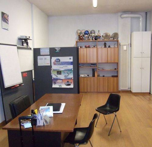 negozio in vendita a Castel San Pietro Terme