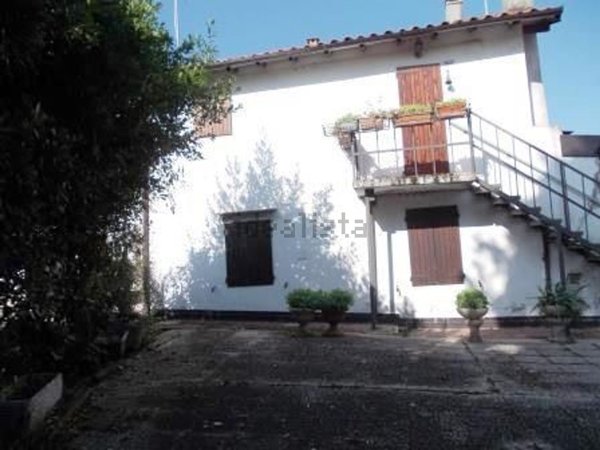 appartamento in vendita a Castel San Pietro Terme in zona Liano