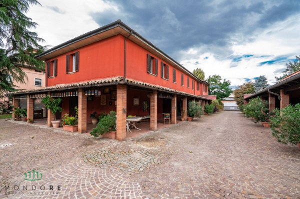 villa in vendita a Castel San Pietro Terme