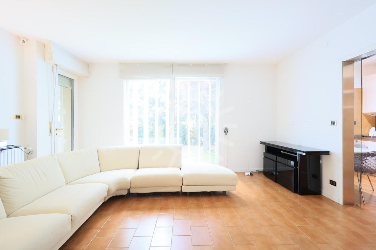 appartamento in vendita a Castel San Pietro Terme in zona Osteria Grande