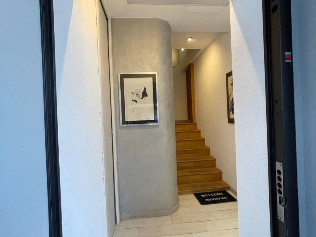 ufficio in vendita a Castel San Pietro Terme in zona Osteria Grande