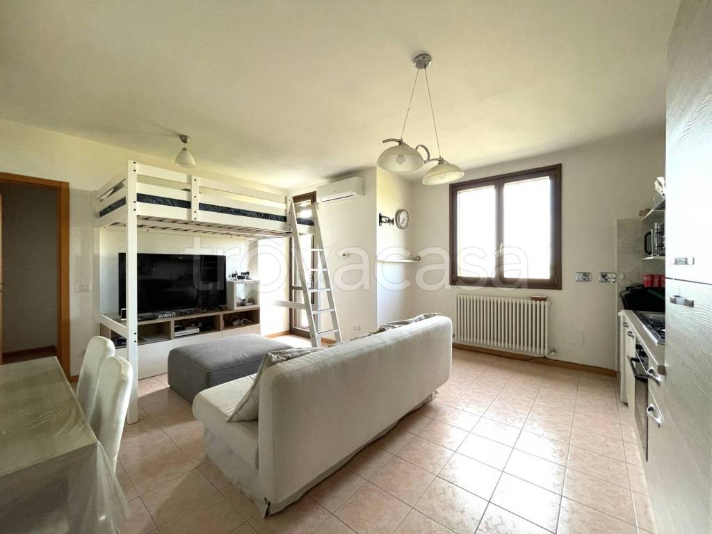 appartamento in vendita a Castel San Pietro Terme in zona Gaiana