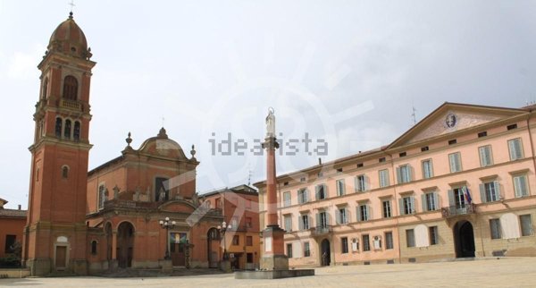 locale commerciale in vendita a Castel San Pietro Terme