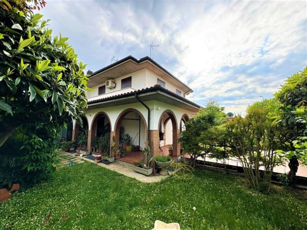 casa indipendente in vendita a Castel San Pietro Terme