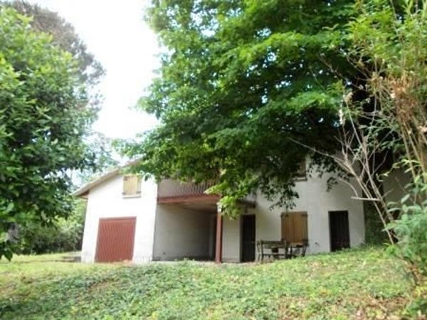 terreno edificabile in vendita a Castel San Pietro Terme