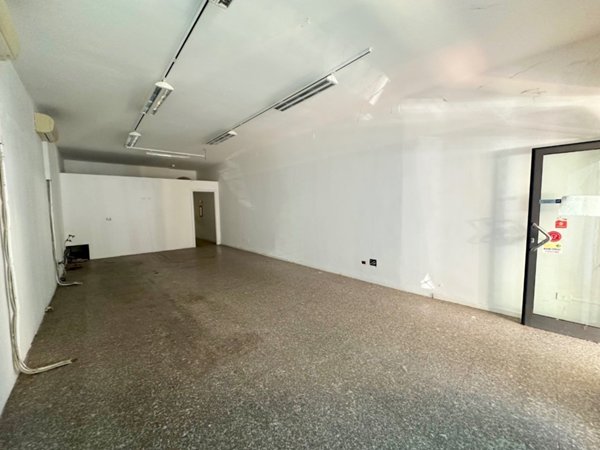 negozio in vendita a Castel San Pietro Terme