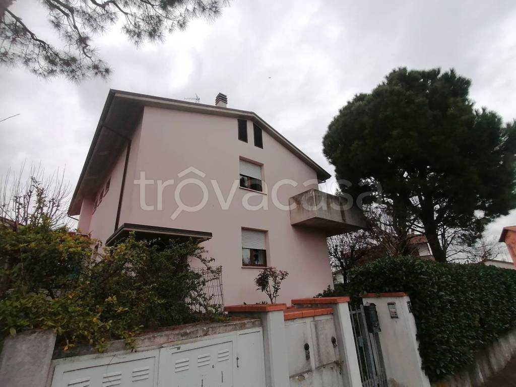 casa indipendente in vendita a Castel San Pietro Terme in zona Varignana