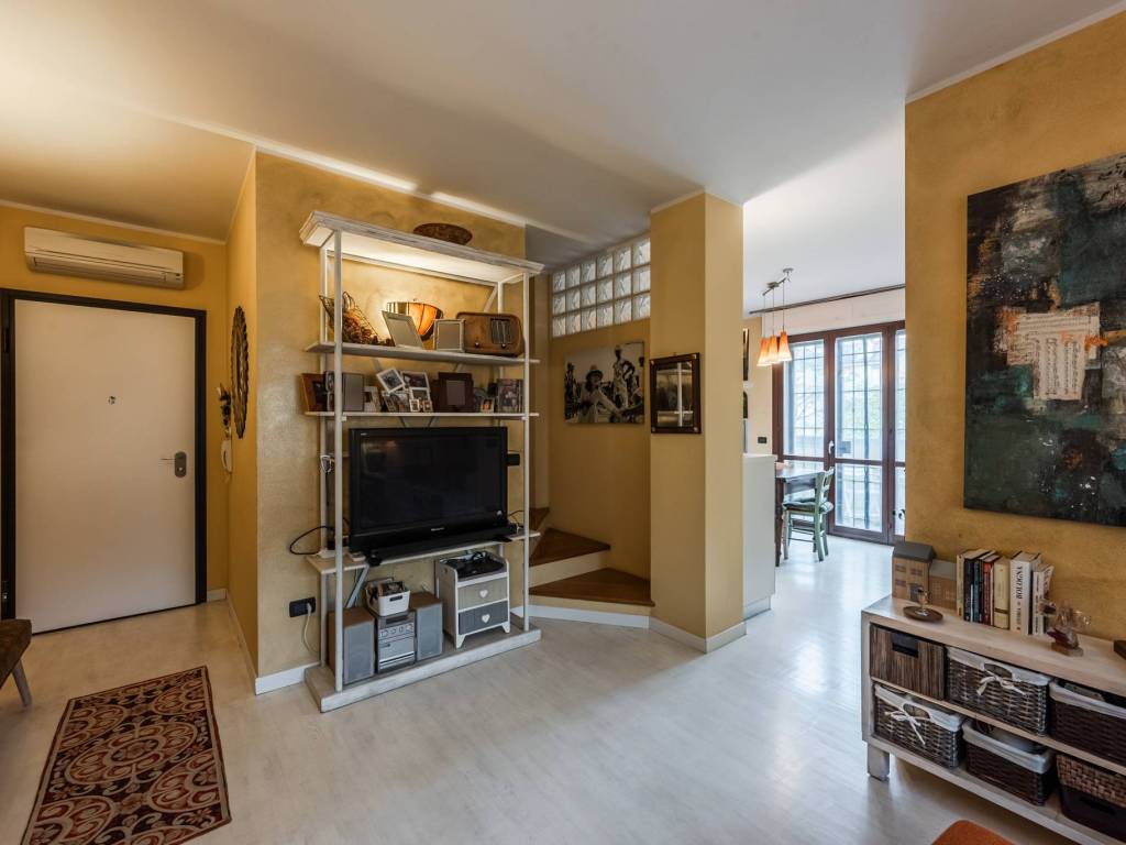 appartamento in vendita a Castel San Pietro Terme in zona Osteria Grande