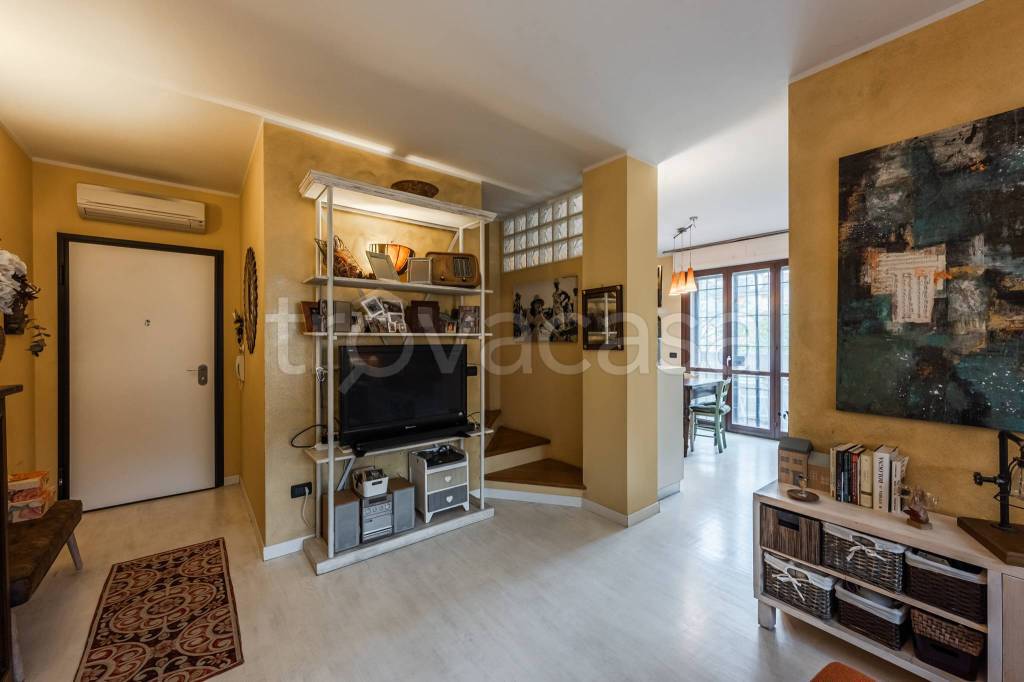 appartamento in vendita a Castel San Pietro Terme in zona Osteria Grande