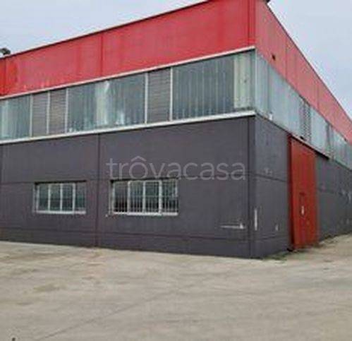 capannone in vendita a Castel San Pietro Terme in zona Osteria Grande