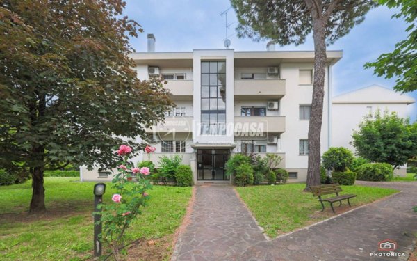 appartamento in vendita a Castel San Pietro Terme in zona Osteria Grande