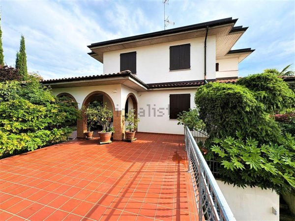 casa indipendente in vendita a Castel San Pietro Terme