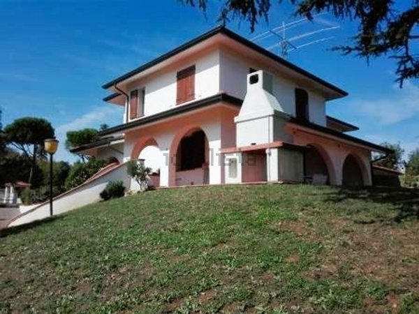 casa indipendente in vendita a Castel San Pietro Terme in zona Liano