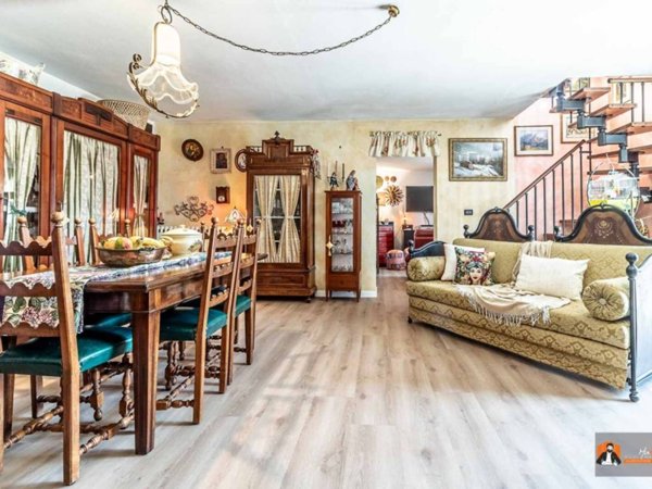casa indipendente in vendita a Castel San Pietro Terme in zona Magione