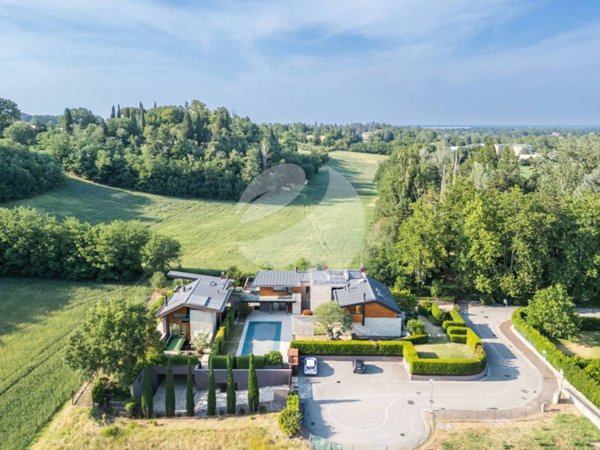 villa in vendita a Castel San Pietro Terme