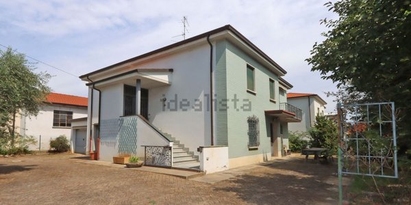 casa indipendente in vendita a Castel San Pietro Terme
