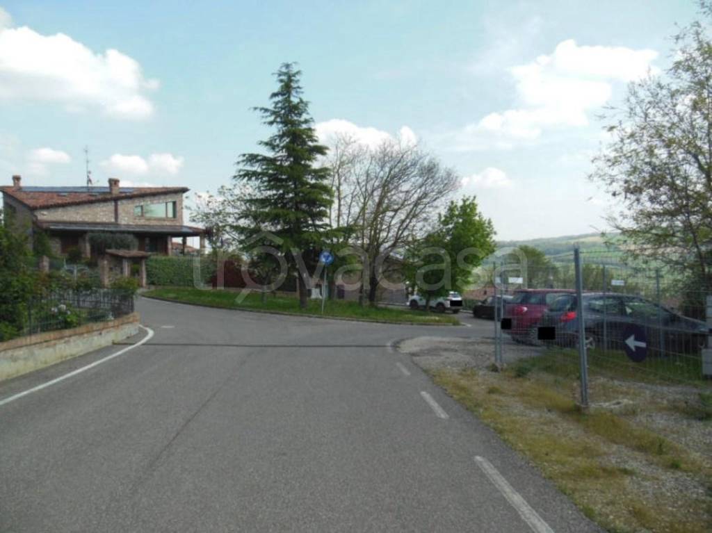 ufficio in vendita a Castel San Pietro Terme