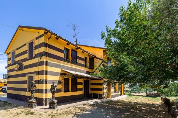 casa indipendente in vendita a Castel San Pietro Terme in zona Gallo Bolognese