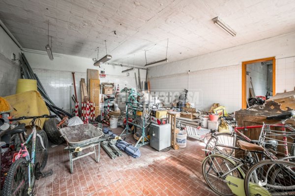 negozio in vendita a Castenaso