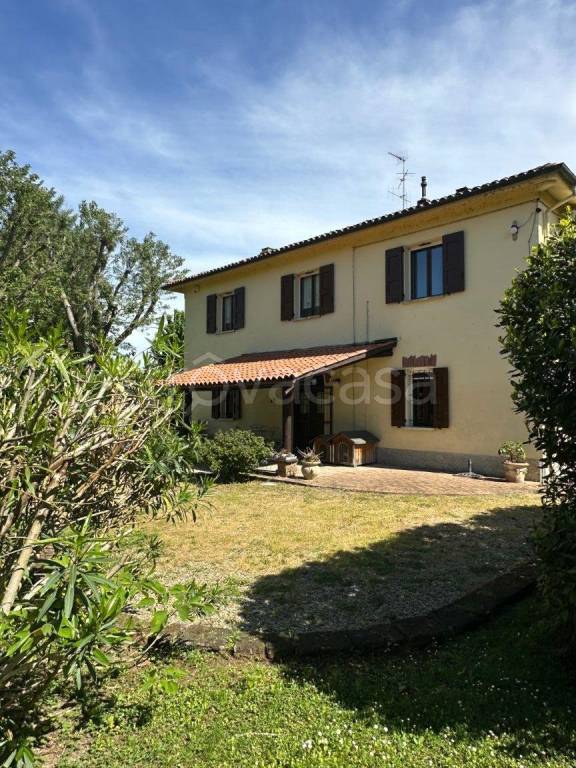 casa indipendente in vendita a Castenaso in zona Veduro