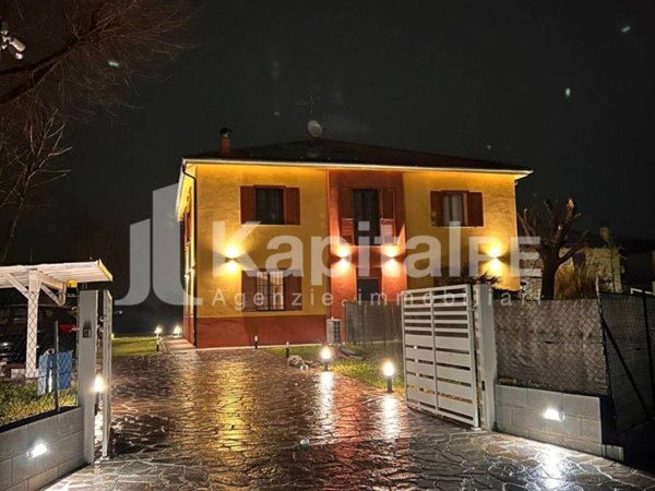 casa indipendente in vendita a Castenaso in zona Marano