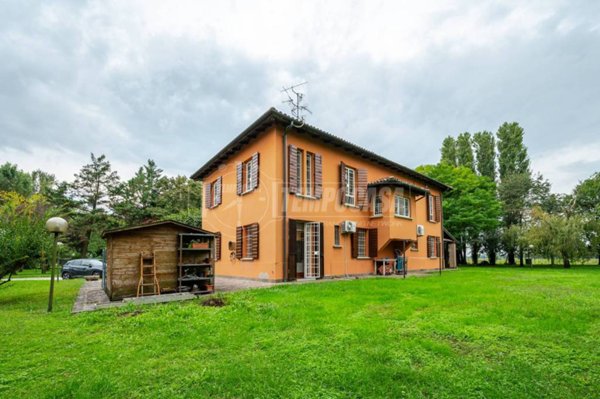 casa indipendente in vendita a Castenaso