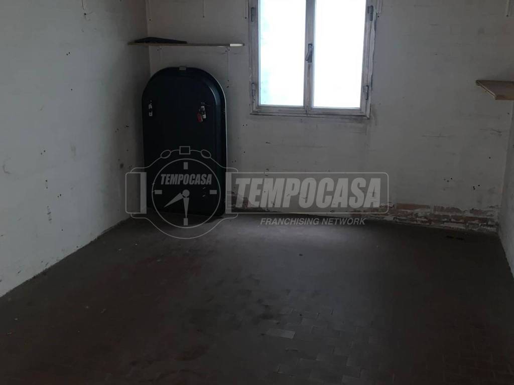 negozio in vendita a Castenaso